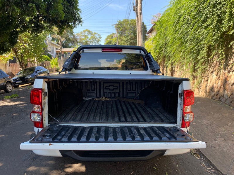 CHEVROLET S-10 PICK-UP LT 2.8 TDI 4X4 CD DIESEL AUT 2015/2016 ESTAÇÃO DO CARRO ESTRELA / Carros no Vale