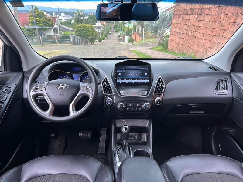 HYUNDAI IX35 GL 2.0 16V 2WD FLEX 2017/2018 LS MULTIMARCAS VENÂNCIO AIRES / Carros no Vale