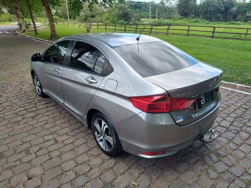 HONDA CITY 1.5 EX 16V FLEX 4P AUTOMÁTICO 2015/2015 BRS VEÍCULOS BOM RETIRO DO SUL / Carros no Vale