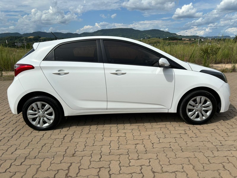 HYUNDAI HB20 1.0 COMFORT /2016 RT 811 VEÍCULOS ARROIO DO MEIO / Carros no Vale