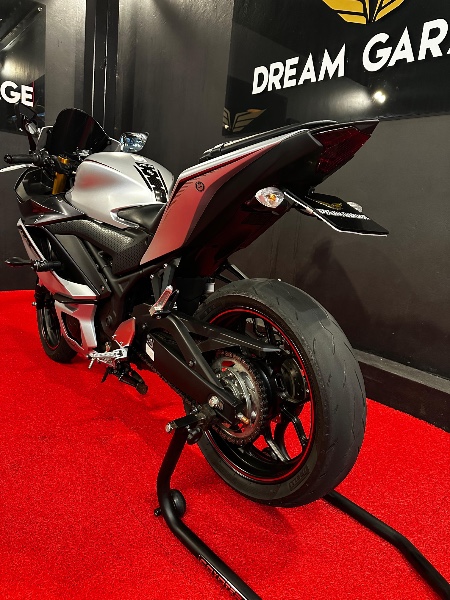 YAMAHA YZF-R3 /2021 EXCLUSIVO VEÍCULOS SANTA CRUZ DO SUL / Carros no Vale