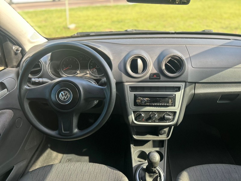 VOLKSWAGEN GOL (NOVO) 1.0 MI TOTAL FLEX 8V 4P 2013/2014 NEURI VEÍCULOS LAJEADO / Carros no Vale