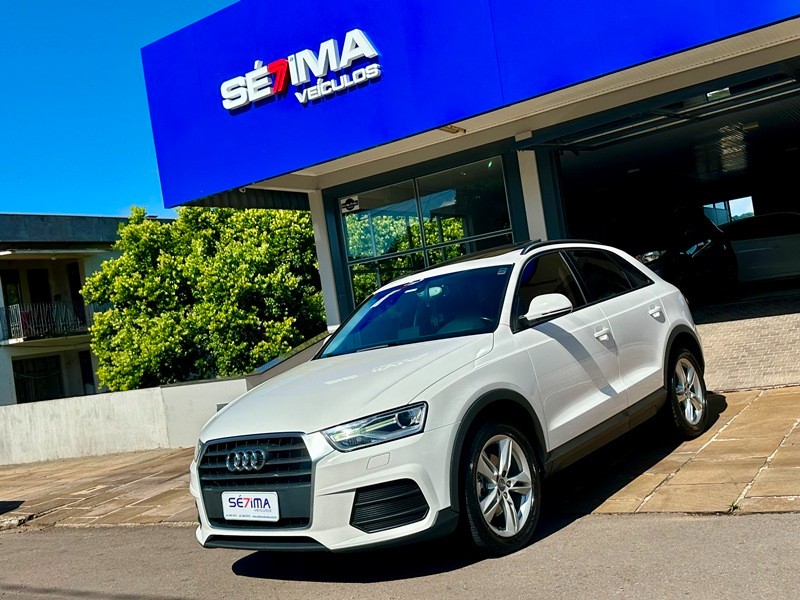 AUDI Q3 AMBIENTE STRONIC 1.4 TFSI 2016/2016 SÉTIMA VEÍCULOS GUAPORÉ / Carros no Vale