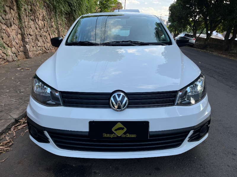 VOLKSWAGEN GOL TRENDLINE 1.6 2017/2017 ESTAÇÃO DO CARRO ESTRELA / Carros no Vale