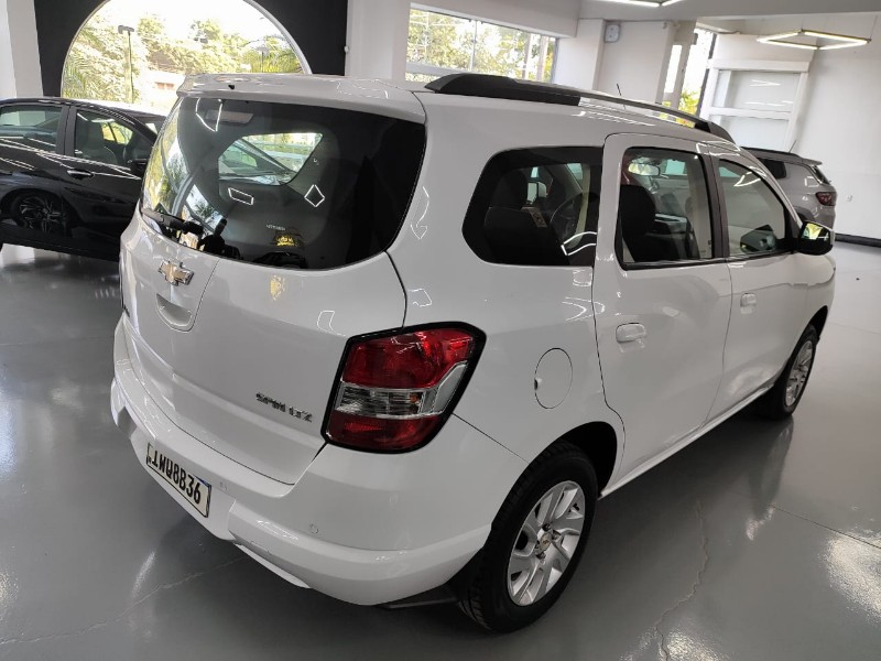 CHEVROLET SPIN 1.8 LTZ AUT /2016 BELAVENDA AUTOMÓVEIS ARROIO DO MEIO / Carros no Vale