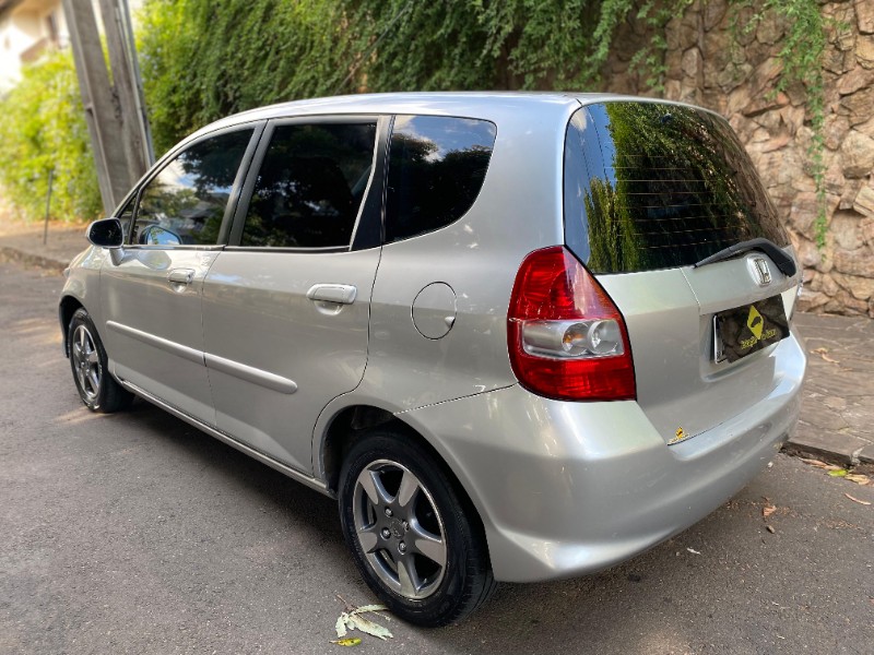 HONDA FIT LX 1.4 2007/2008 ESTAÇÃO DO CARRO ESTRELA / Carros no Vale