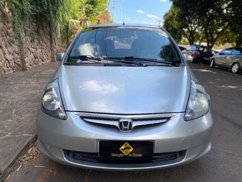 HONDA FIT LX 1.4 2007/2008 ESTAÇÃO DO CARRO ESTRELA / Carros no Vale