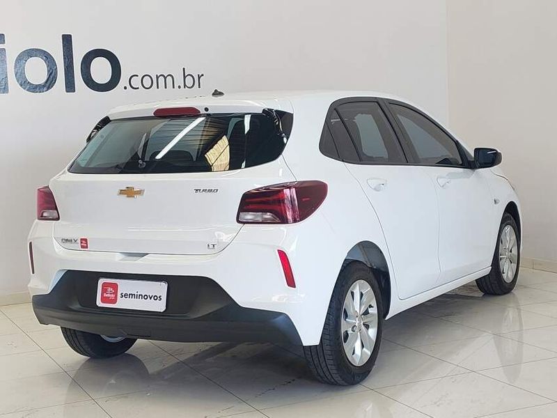 Chevrolet ONIX 1.0 FLEX LT MANUAL 2022/2023 BETIOLO NOVOS E SEMINOVOS LAJEADO / Carros no Vale