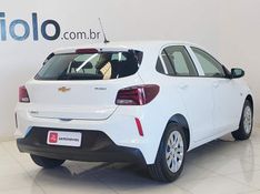 Chevrolet ONIX 1.0 TURBO FLEX AUTOMÁTICO 2020/2021 BETIOLO NOVOS E SEMINOVOS LAJEADO / Carros no Vale