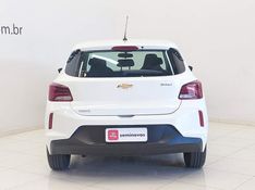 Chevrolet ONIX 1.0 TURBO FLEX AUTOMÁTICO 2020/2021 BETIOLO NOVOS E SEMINOVOS LAJEADO / Carros no Vale