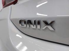 Chevrolet ONIX 1.0 TURBO FLEX LT MANUAL 2021/2022 BETIOLO NOVOS E SEMINOVOS LAJEADO / Carros no Vale