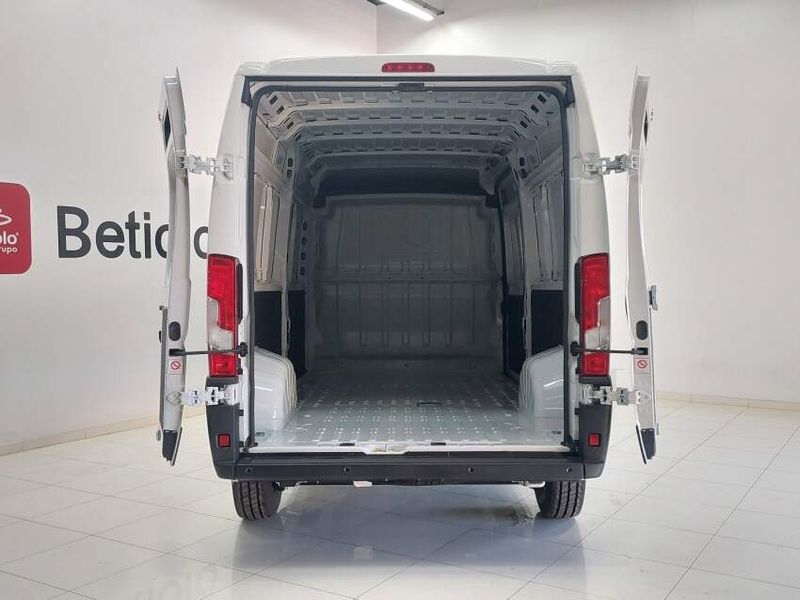 Fiat DUCATO 2.2 BLUEHDI DIESEL MAXICARGO MANUAL 2025/2025 BETIOLO NOVOS E SEMINOVOS LAJEADO / Carros no Vale