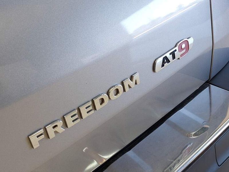 Fiat TORO 2.0 16V TURBO DIESEL FREEDOM 4WD AT9 2020/2021 BETIOLO NOVOS E SEMINOVOS LAJEADO / Carros no Vale