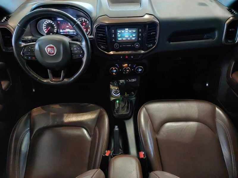 Fiat TORO 2.0 16V TURBO DIESEL RANCH 4WD AT9 2018/2019 BETIOLO NOVOS E SEMINOVOS LAJEADO / Carros no Vale