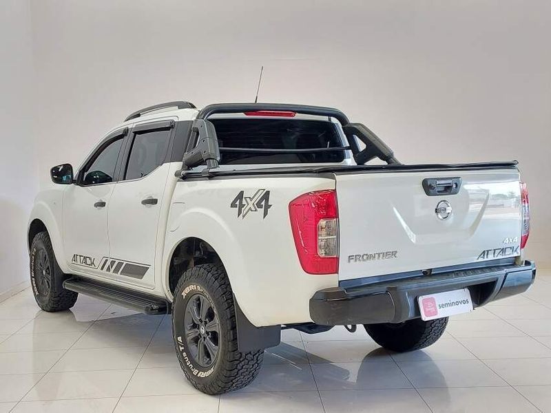 Nissan FRONTIER 2.3 16V TURBO DIESEL ATTACK CD 4X4 AUTOMÁTICO 2021/2021 BETIOLO NOVOS E SEMINOVOS LAJEADO / Carros no Vale