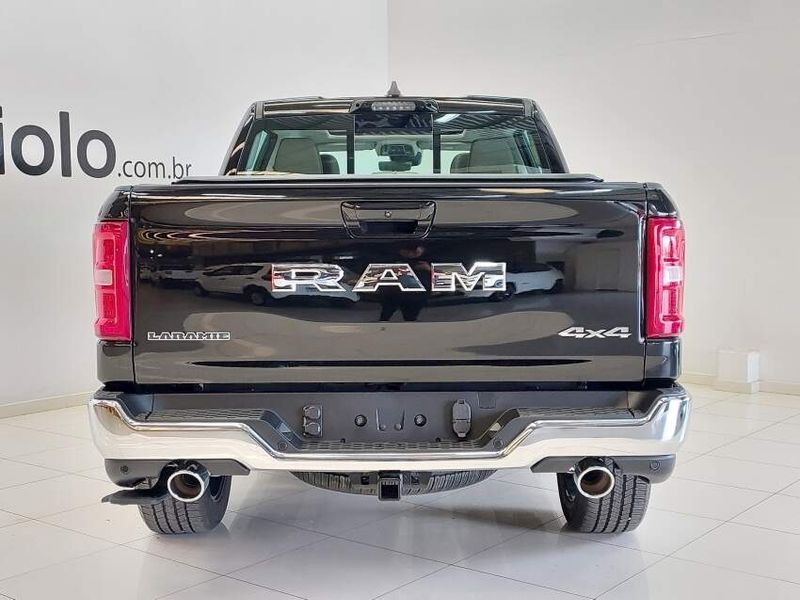 Ram 1500 3.0 HURRICANE 6 BITURBO GASOLINA LARAMIE CD 4X4 AUTOMÁTICO 2024/2025 BETIOLO NOVOS E SEMINOVOS LAJEADO / Carros no Vale