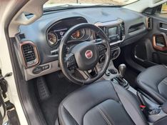 Fiat TORO 2.0 16V TURBO DIESEL VOLCANO 4WD AT9 2019/2019 CAMINHÕES & CAMIONETAS PASSO FUNDO / Carros no Vale