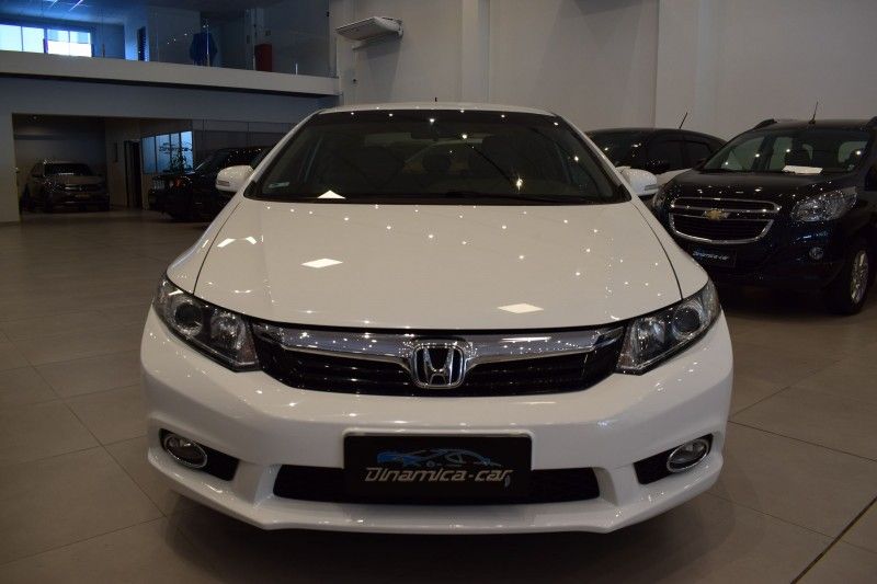 Honda CIVIC SEDAN LXR 2014 DINAMICA-CAR VENÂNCIO AIRES / Carros no Vale