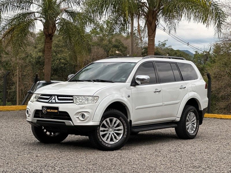 Mitsubishi PAJERO DAKAR HPE 3.2 16V 2015 NEUMANN VEÍCULOS ARROIO DO MEIO / Carros no Vale