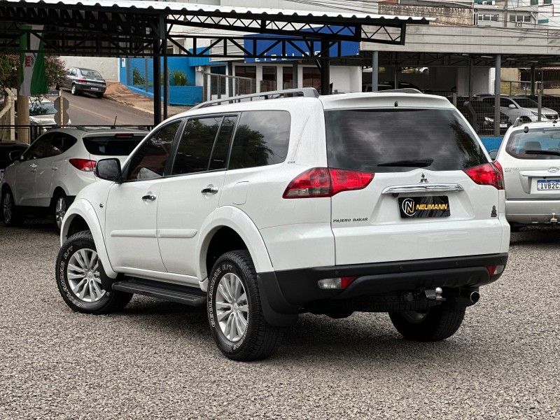 Mitsubishi PAJERO DAKAR HPE 3.2 16V 2015 NEUMANN VEÍCULOS ARROIO DO MEIO / Carros no Vale