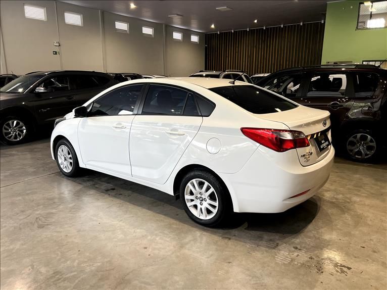 HYUNDAI HB20 1.6 Comfort Plus 16V 2015/2015 M&C AUTOMÓVEIS CAXIAS DO SUL / Carros no Vale