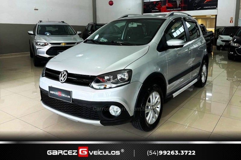 VOLKSWAGEN CROSSFOX 1.6 MI 8V AUTOMATIZADO 2013/2013 GARCEZ VEÍCULOS BENTO GONÇALVES / Carros no Vale