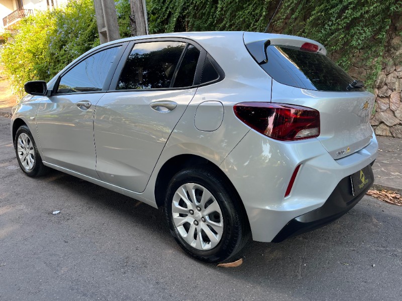 CHEVROLET ONIX LT 1.0 2020/2020 ESTAÇÃO DO CARRO ESTRELA / Carros no Vale