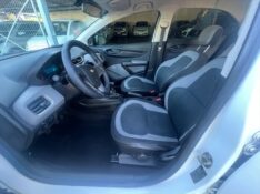 CHEVROLET ONIX 1.0 LS 2016/2016 ELY AUTOMÓVEIS LAJEADO / Carros no Vale