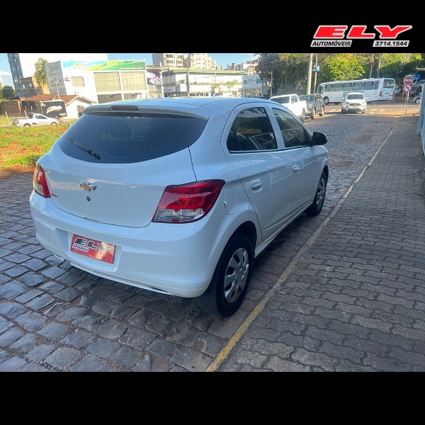 CHEVROLET ONIX 1.0 LS 2016/2016 ELY AUTOMÓVEIS LAJEADO / Carros no Vale