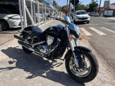 SUZUKI MOTOS BOULEVARD M 800 2014/2015 LS MULTIMARCAS VENÂNCIO AIRES / Carros no Vale