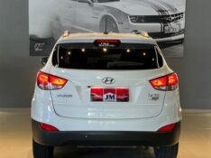 HYUNDAI IX35 GLS 2.0 2WD 2014/2015 JM AUTOMÓVEIS VENÂNCIO AIRES / Carros no Vale