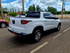 FIAT TORO 2.0 16V FREEDOM 2018/2019 CRUZEIRO MULTIMARCAS CRUZEIRO DO SUL / Carros no Vale