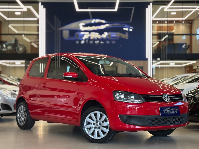 VOLKSWAGEN FOX 1.0 MI 8V 2012 /2012 LEHMEN VEÍCULOS VENÂNCIO AIRES / Carros no Vale