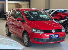 VOLKSWAGEN FOX 1.0 MI 8V 2012 /2012 LEHMEN VEÍCULOS VENÂNCIO AIRES / Carros no Vale