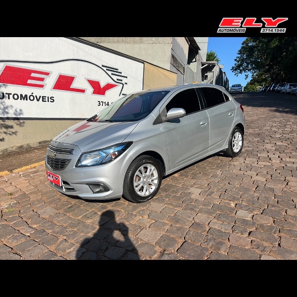 CHEVROLET ONIX 1.0 - 2015