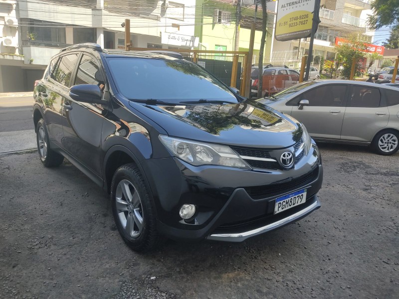 TOYOTA RAV4 2.0 4X4 IMPECÁVEL 2013/2013 ALTERNATIVA VEÍCULOS LAJEADO / Carros no Vale