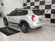 RENAULT DUSTER 1.6 TECHROAD 4X2 16V 2013/2013 TIAGO AUTOMÓVEIS VENÂNCIO AIRES / Carros no Vale