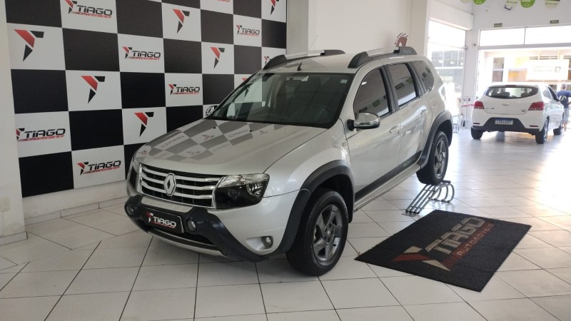 RENAULT DUSTER 1.6 TECHROAD 4X2 16V 2013/2013 TIAGO AUTOMÓVEIS VENÂNCIO AIRES / Carros no Vale