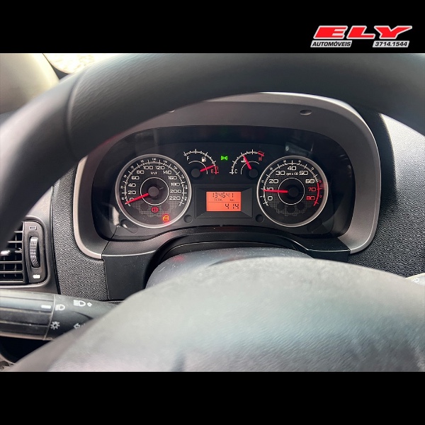 FIAT IDEA ATTRACTIVE 1.4 FIRE FLEX 8V 5P - 2014