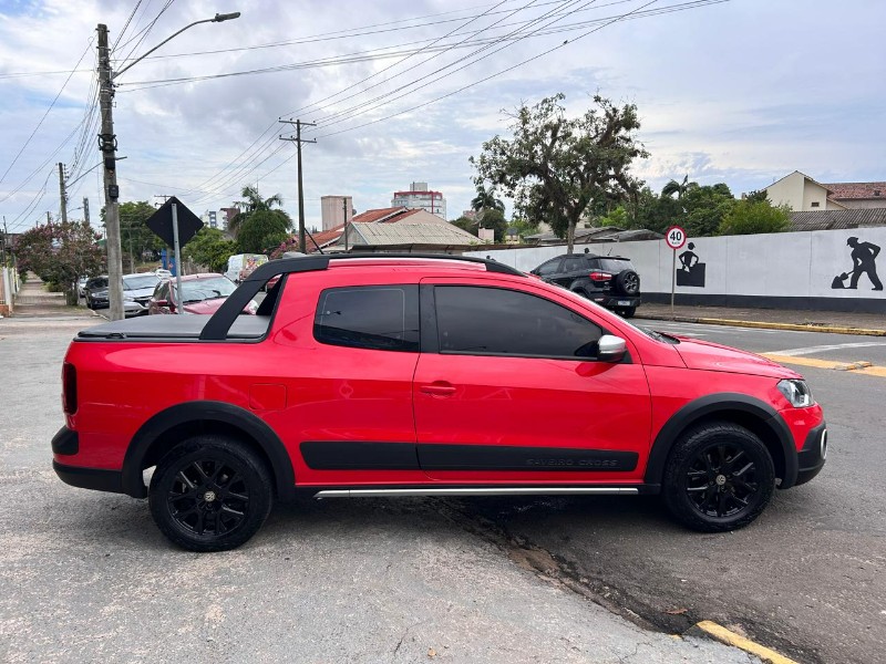 VOLKSWAGEN SAVEIRO CROSS 1.6 CD 2015/2015 LS MULTIMARCAS VENÂNCIO AIRES / Carros no Vale