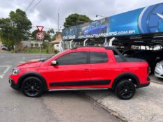 VOLKSWAGEN SAVEIRO CROSS 1.6 CD 2015/2015 LS MULTIMARCAS VENÂNCIO AIRES / Carros no Vale