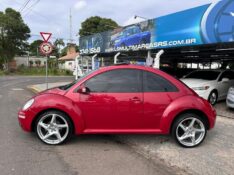 VOLKSWAGEN NEW BEETLE 2.0 MI 8V GASOLINA 2P AUTOMÁTICO 2008/2008 LS MULTIMARCAS VENÂNCIO AIRES / Carros no Vale