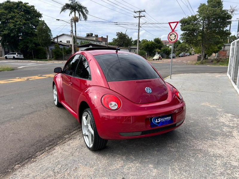 VOLKSWAGEN NEW BEETLE 2.0 MI 8V GASOLINA 2P AUTOMÁTICO 2008/2008 LS MULTIMARCAS VENÂNCIO AIRES / Carros no Vale