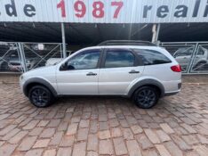 FIAT PALIO WEEKEND ATTRACTIVE 1.4 2009/2009 ELY AUTOMÓVEIS LAJEADO / Carros no Vale