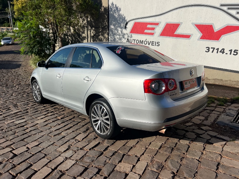 VOLKSWAGEN JETTA 2.5 I 20V 150CV GASOLINA 4P TIPTRONIC - 2008