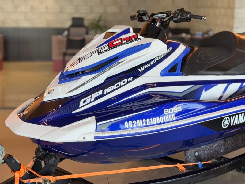 YAMAHA – JET SKI JET SKI GP 1800 2017/2017 GRIFFCAR MULTIMARCAS DOIS IRMÃOS / Carros no Vale