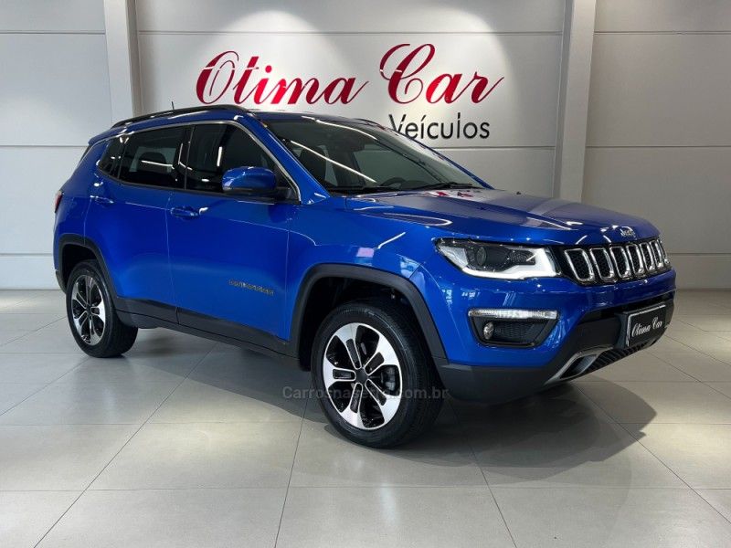 JEEP COMPASS 2.0 16V LONGITUDE 4X4 2017/2017 ÓTIMA CAR FLORES DA CUNHA / Carros no Vale