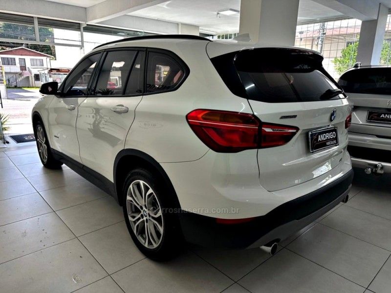 BMW X1 2.0 20I 4X2 16V 2018/2018 ANDRIGO VEÍCULOS CAXIAS DO SUL / Carros no Vale