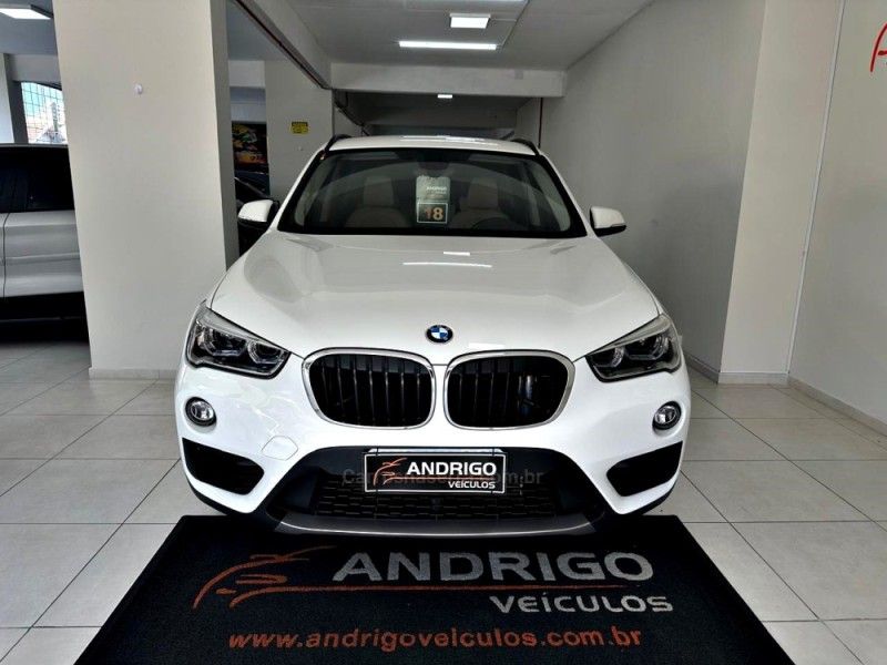 BMW X1 2.0 20I 4X2 16V 2018/2018 ANDRIGO VEÍCULOS CAXIAS DO SUL / Carros no Vale