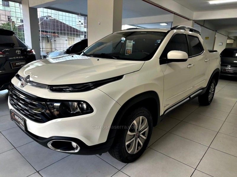 FIAT TORO 1.8 16V EVO FREEDOM 2017/2018 ANDRIGO VEÍCULOS CAXIAS DO SUL / Carros no Vale